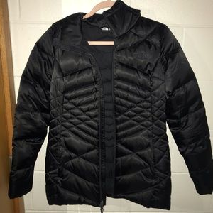 The northface women’s aconcagua jacket brand new